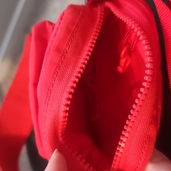 ACNE STUDIOS Red mini crossbody bag - Picture 4 of 6